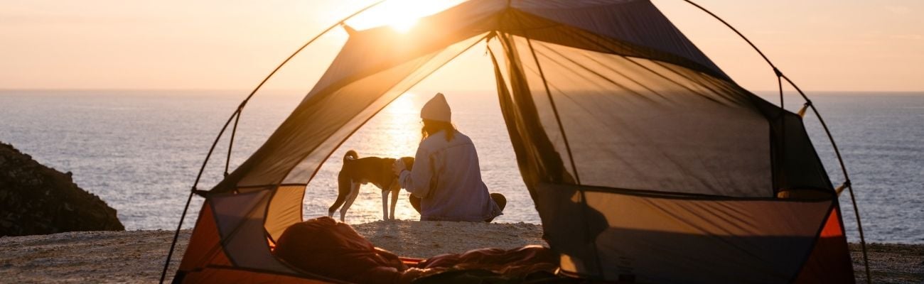 Kleiner Campingplatz in Südfrankreich direkt am Meer