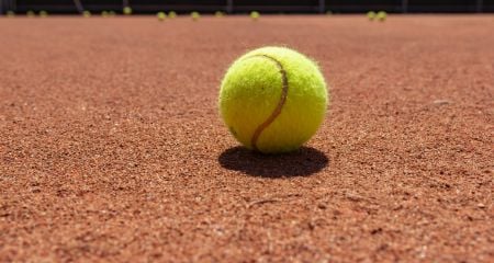 Campeggi con campi da tennis