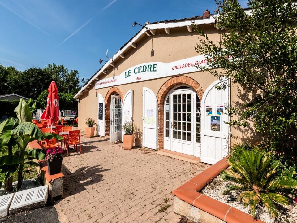  Camping maeva Escapades Le Domaine du Cedre